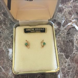 14K gold and emerald earrings
